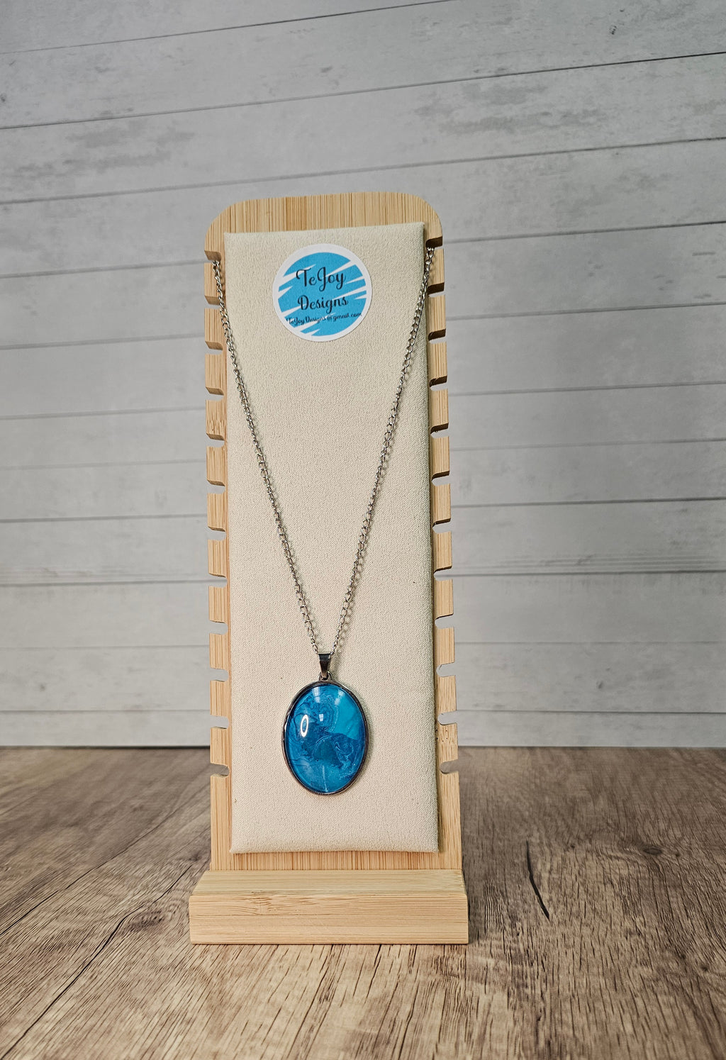 31.5" Fluid Art Necklace